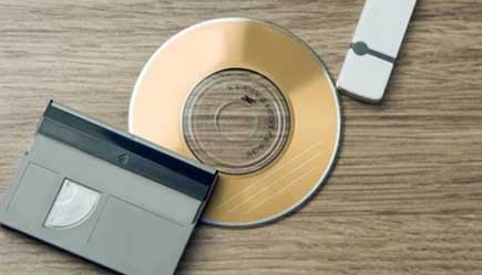 Transferring music from a CD to a USB flash drive
